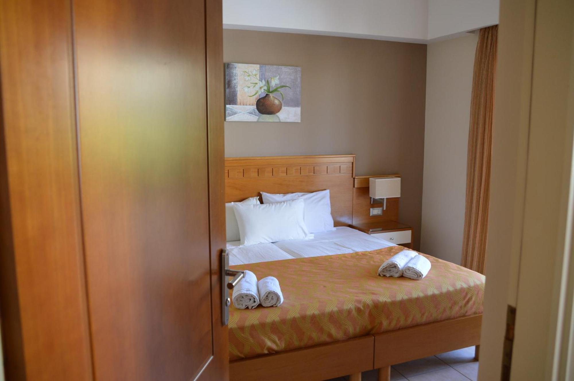 Helios Apartments Kato Daratso Chambre photo