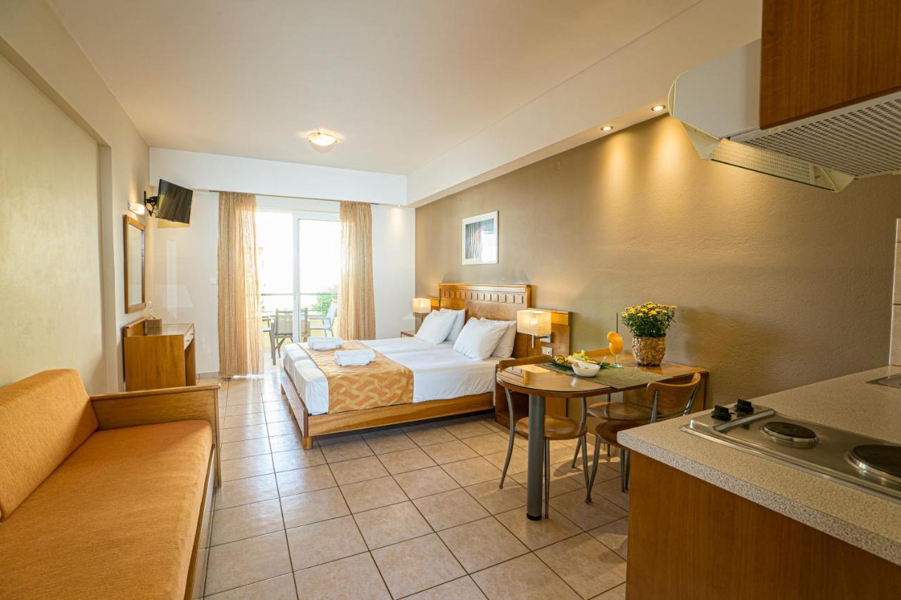 Helios Apartments Kato Daratso Extérieur photo
